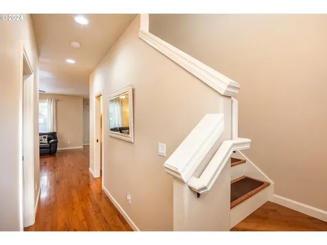 14705 Sourwood Street Oregon City OR 97045