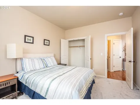 14705 Sourwood Street Oregon City OR 97045