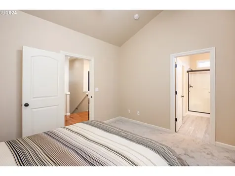 14705 Sourwood Street Oregon City OR 97045