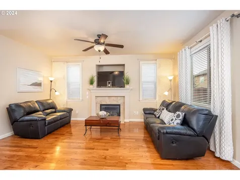 14705 Sourwood Street Oregon City OR 97045