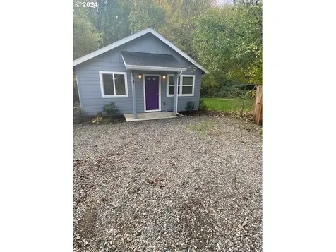 9914 SE Taggart Street Portland OR 97266