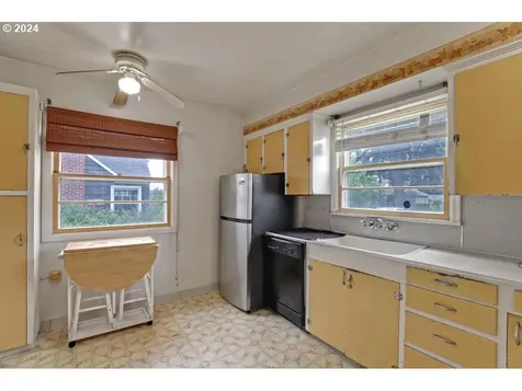 6207 Ne 21st Avenue Portland OR 97211