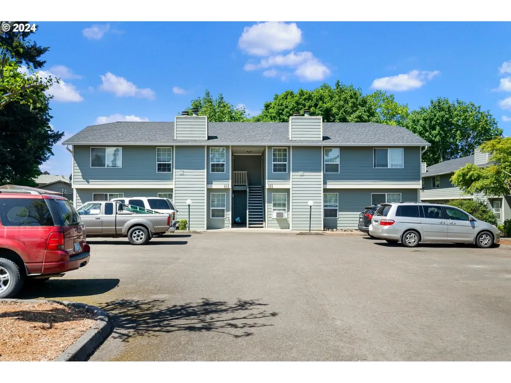 503 N Knott Street Canby OR 97013