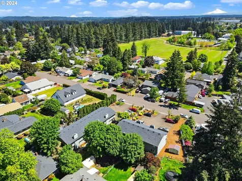 503 N Knott Street Canby OR 97013