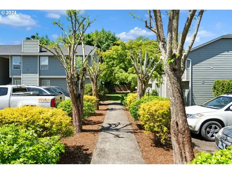 503 N Knott Street Canby OR 97013