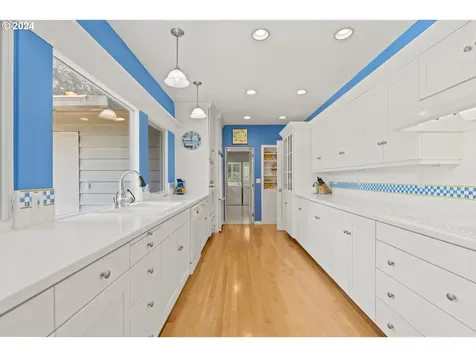 745 Terrace Drive Lake Oswego OR 97034