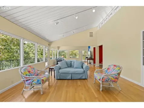 745 Terrace Drive Lake Oswego OR 97034