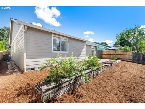 1403 Nw 3rd Circle Battle Ground WA 98604