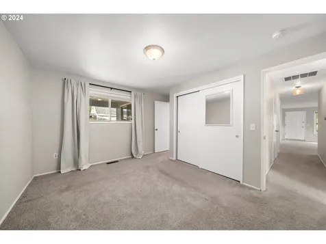 2865 SE 90th Place Portland OR 97266