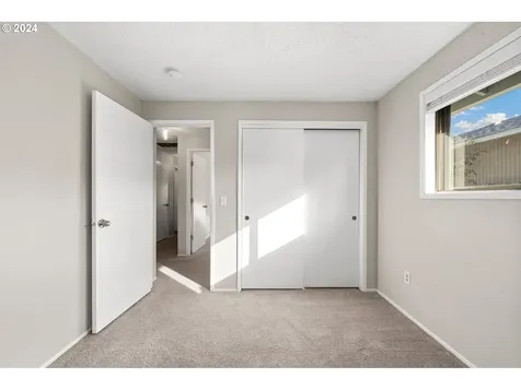 2865 SE 90th Place Portland OR 97266
