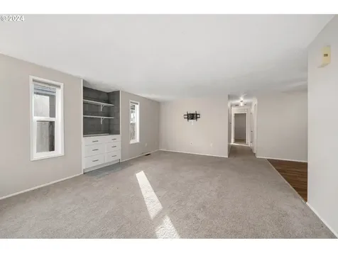 2865 SE 90th Place Portland OR 97266