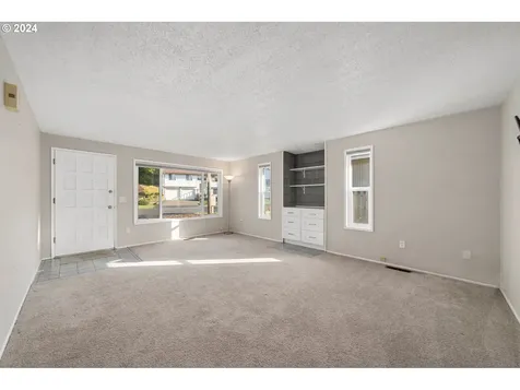 2865 SE 90th Place Portland OR 97266