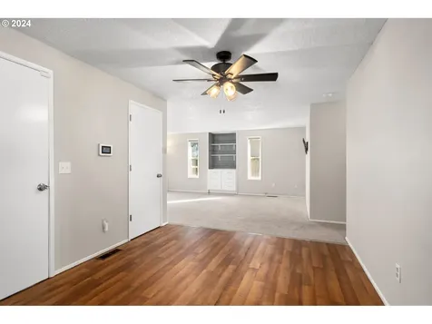 2865 SE 90th Place Portland OR 97266