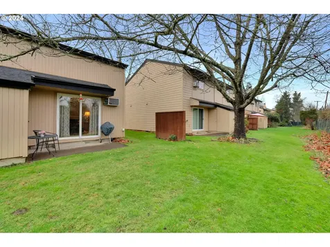 1551 Fetters Loop Eugene OR 97402