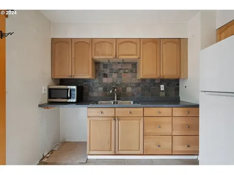 3801 Thompson Avenue Vancouver WA 98660
