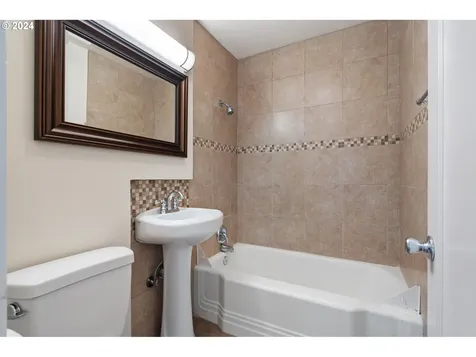 3801 Thompson Avenue Vancouver WA 98660