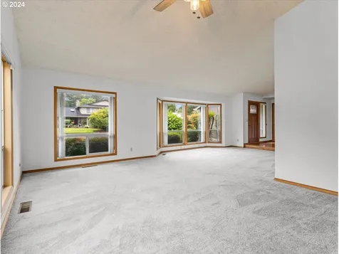 12618 NE 36th Avenue Vancouver WA 98686