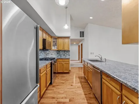 12618 NE 36th Avenue Vancouver WA 98686