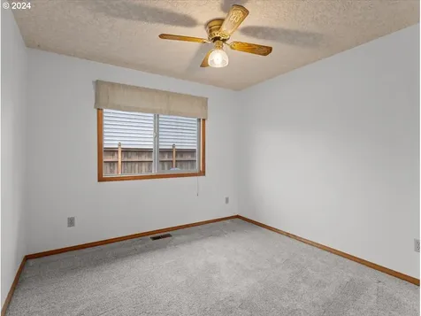 12618 NE 36th Avenue Vancouver WA 98686