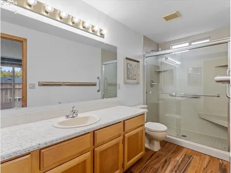 12618 NE 36th Avenue Vancouver WA 98686