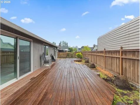 12618 NE 36th Avenue Vancouver WA 98686