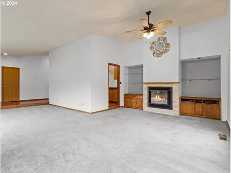 12618 NE 36th Avenue Vancouver WA 98686