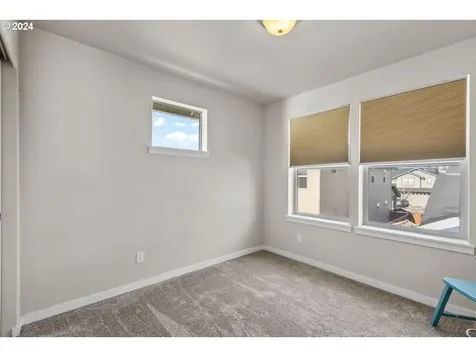 20782 SE Hollis Lane Bend OR 97702