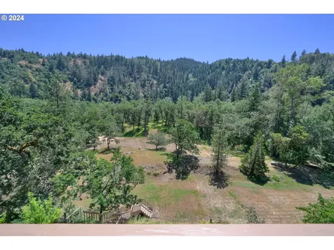 70 N River Drive Roseburg OR 97470