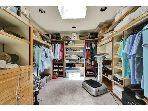 70 N River Drive Roseburg OR 97470