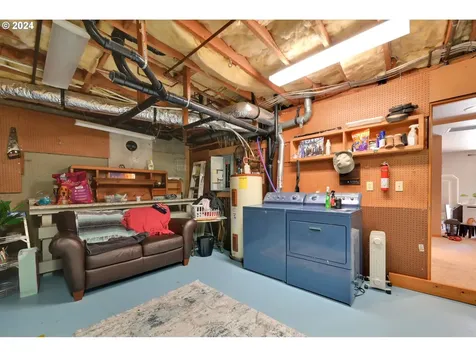 70 N River Drive Roseburg OR 97470
