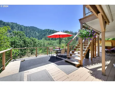 70 N River Drive Roseburg OR 97470