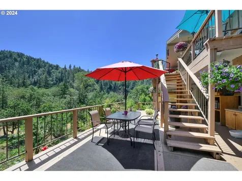 70 N River Drive Roseburg OR 97470