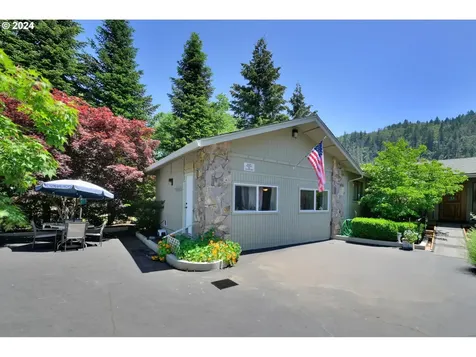 70 N River Drive Roseburg OR 97470