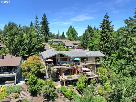 70 N River Drive Roseburg OR 97470