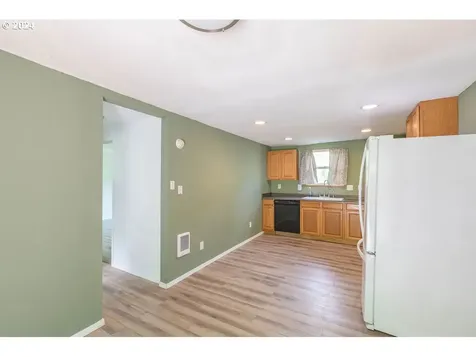 840 Clark Creek Road Longview WA 98632