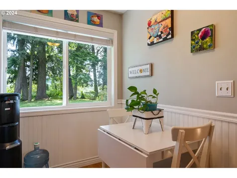 24855 Wallace Road Nw Salem OR 97304