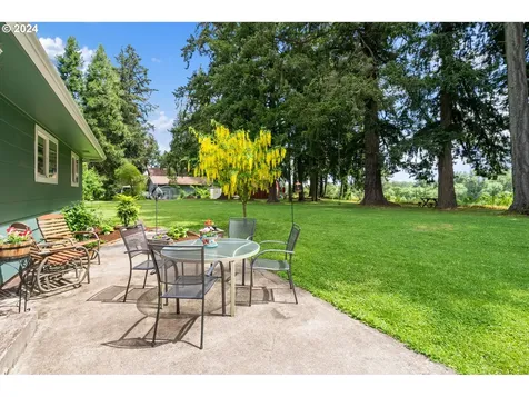 24855 Wallace Road Nw Salem OR 97304