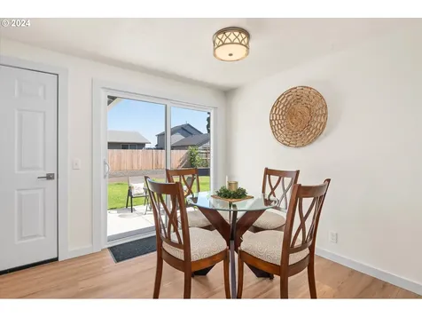 2293 Golden Gardens Street Eugene OR 97402