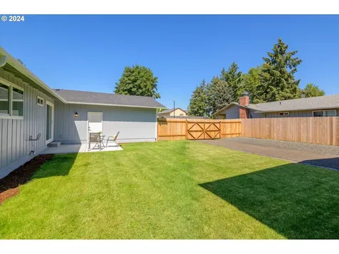 2293 Golden Gardens Street Eugene OR 97402