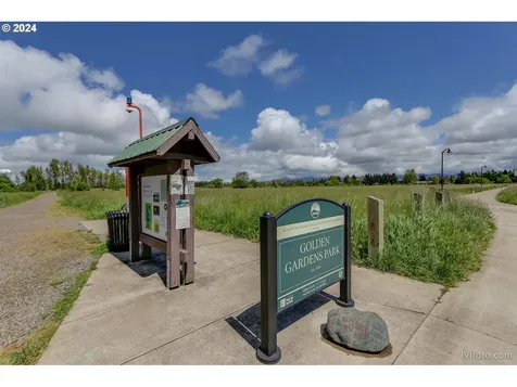 2293 Golden Gardens Street Eugene OR 97402