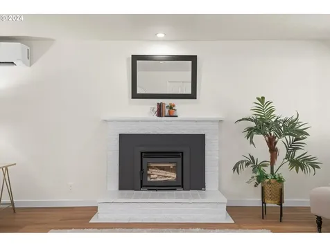 2293 Golden Gardens Street Eugene OR 97402