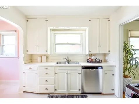 2342 Se 30th Avenue Portland OR 97214