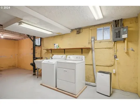 4235 N Longview Avenue Portland OR 97217