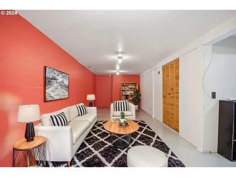 4235 N Longview Avenue Portland OR 97217