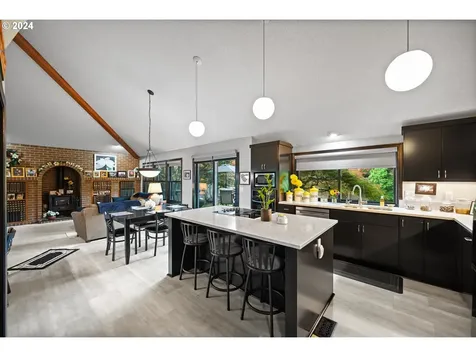 2673 Carriage Way West Linn OR 97068
