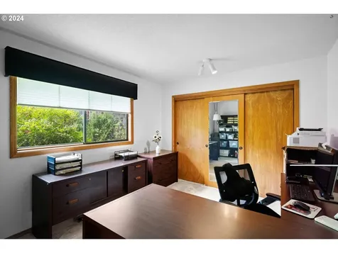 2673 Carriage Way West Linn OR 97068