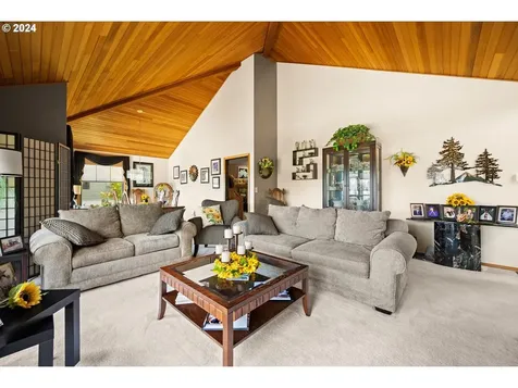 2673 Carriage Way West Linn OR 97068