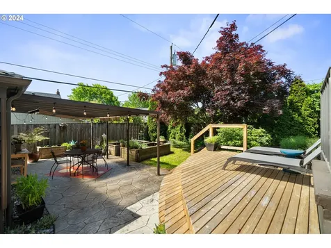 4214 Se Flavel Street Portland OR 97206