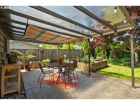 4214 Se Flavel Street Portland OR 97206