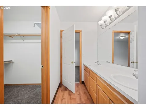 11799 Mahogany Court Oregon City OR 97045